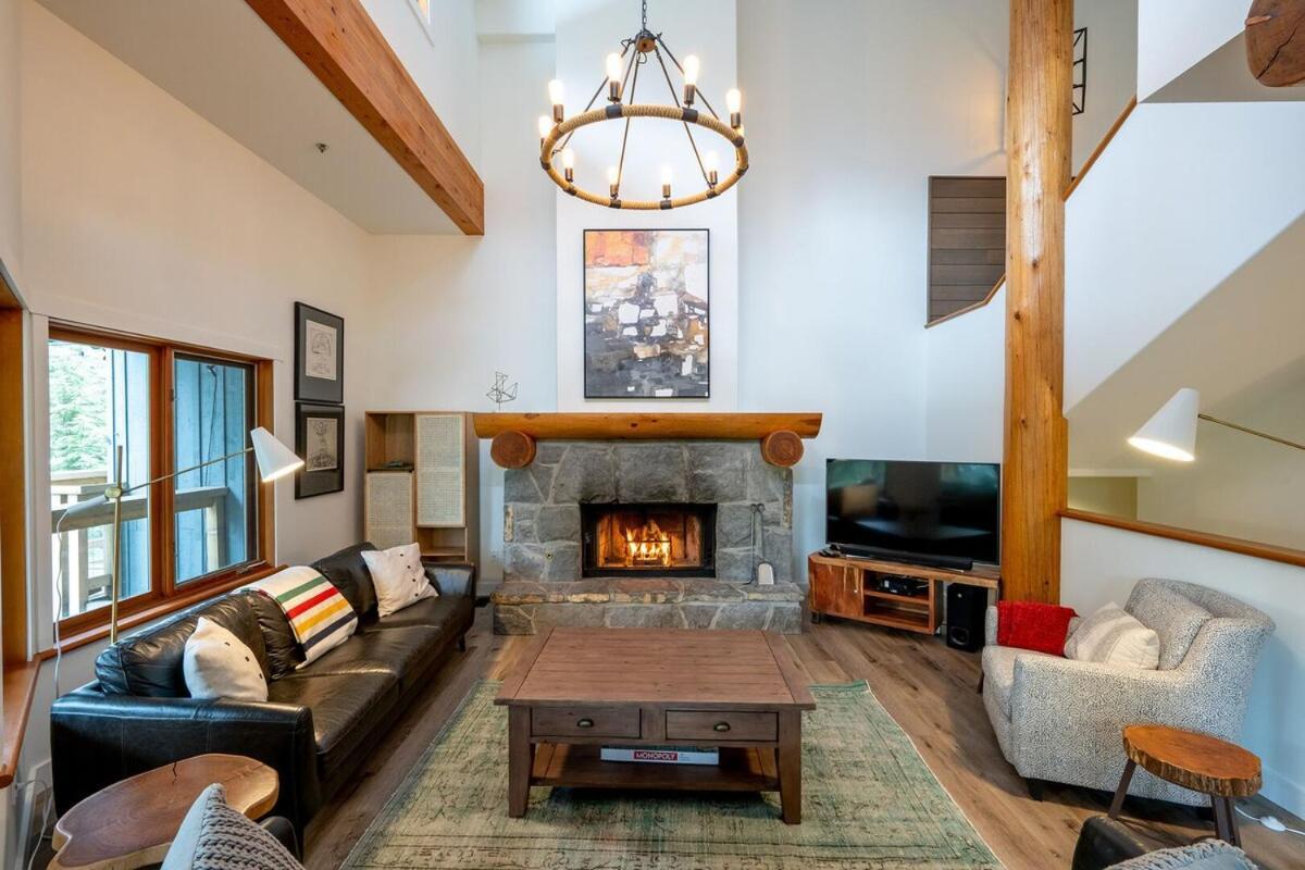 Taluswood 36 By Outpost Holiday home Whistler